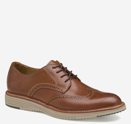 Upton Wing Tip Dress Shoe in Tan