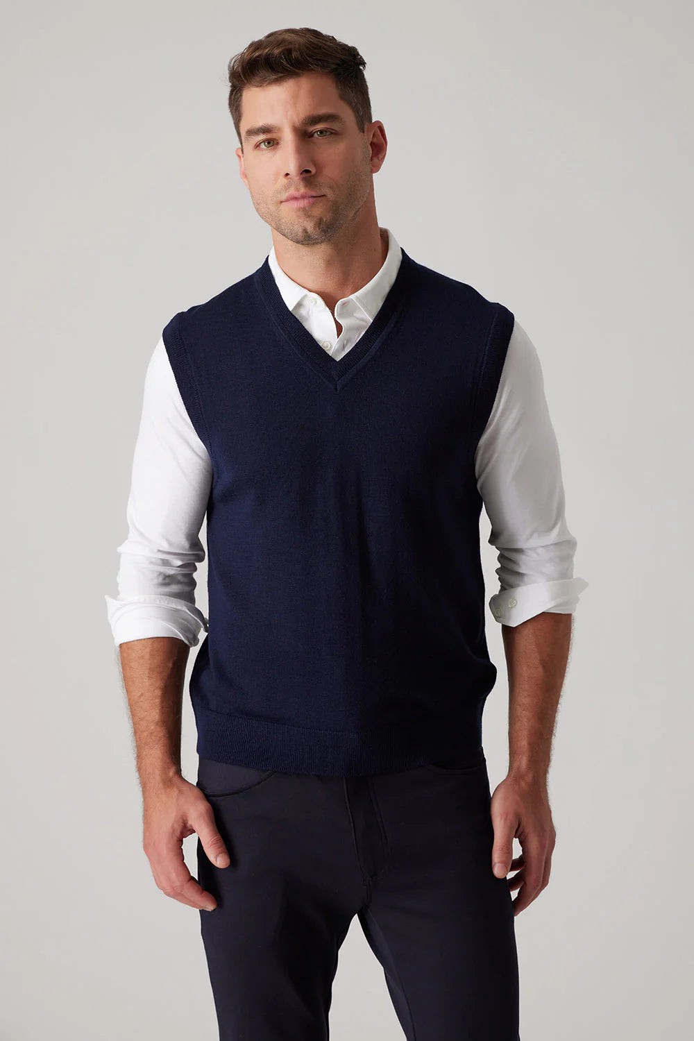 Merino V-Neck Vest in Navy